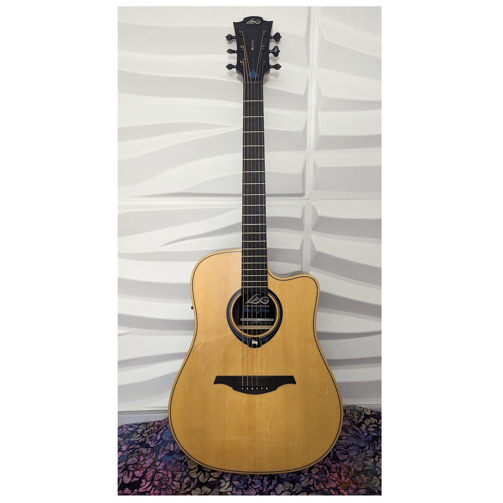 LAG Tramontane Bearclaw Top HyVibe Cutaway Acoustic Electric Smart Guitar THV30DCE