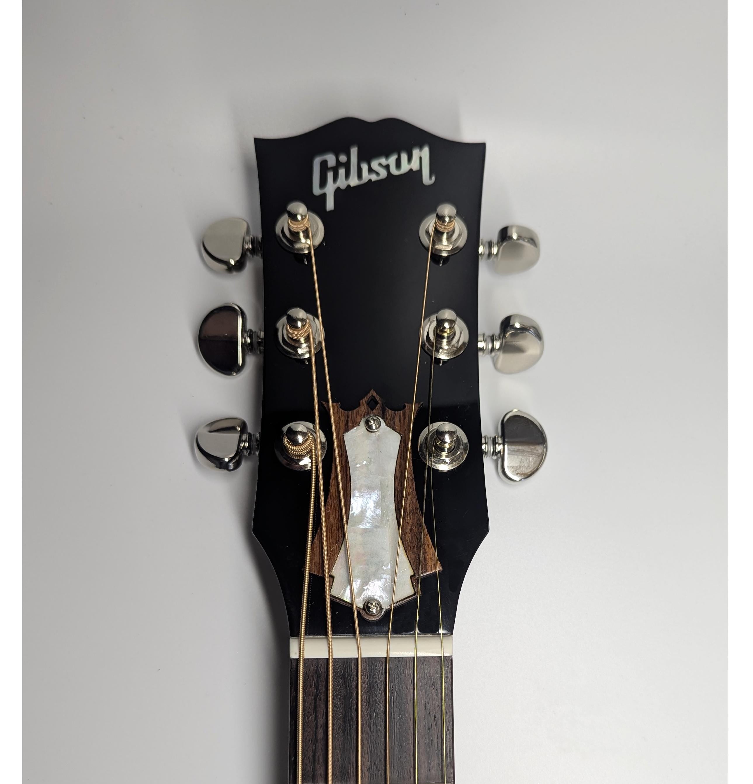 Gibson Guitars Truss Rod Cover Rosewood Colorful Abalone Kings Court Series