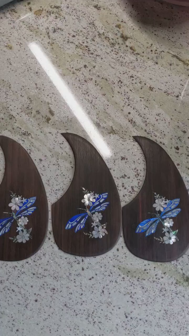 Dragonfly Inlay Acoustic Guitar Pickguard: Mother of Pearl & Abalone